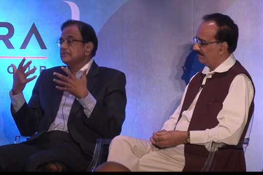 P Chidambaram on what he would do if he was Jaitley | Devender Sharma on solving farmer crisis